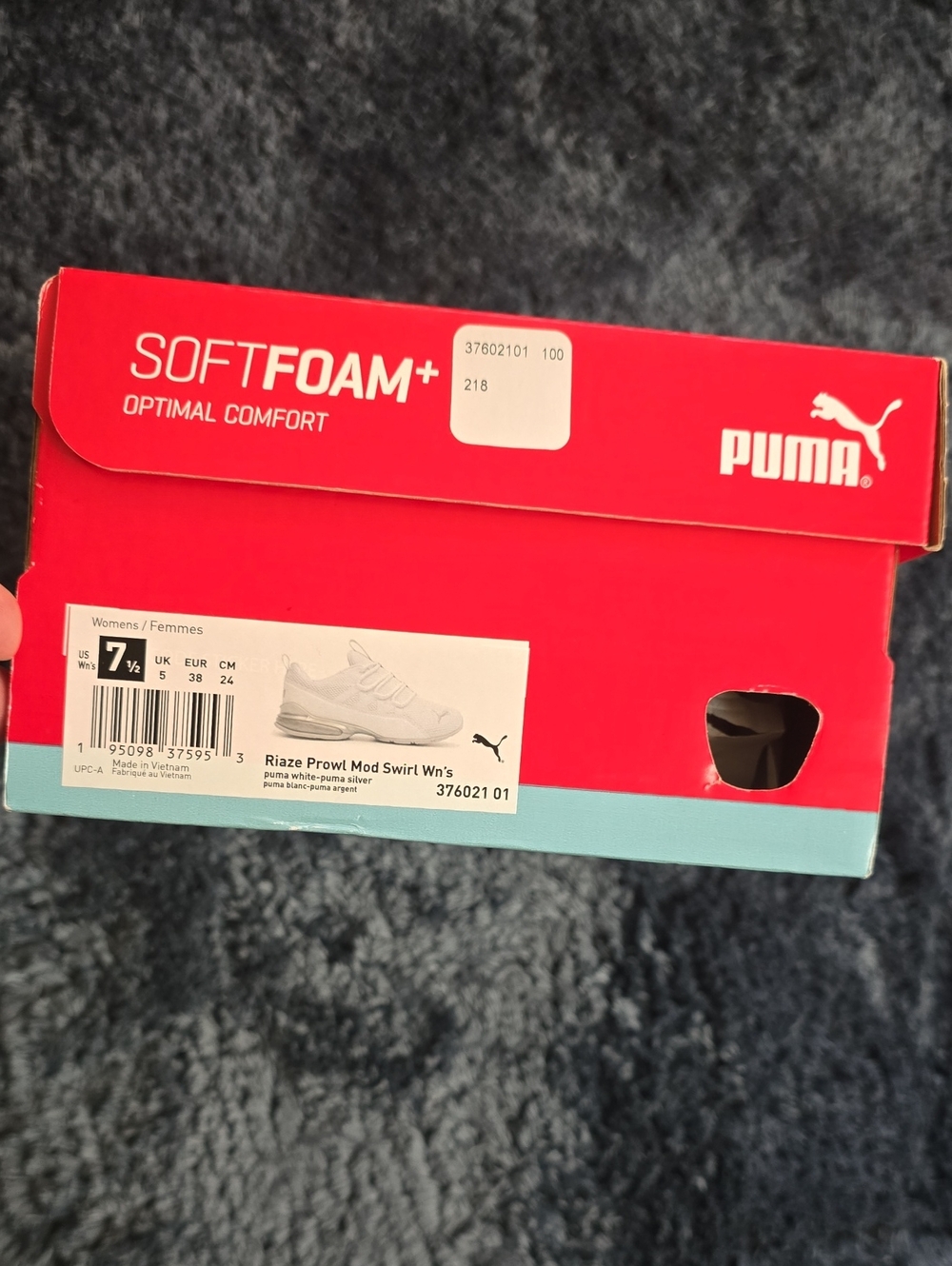 Puma Women Sneakers in White